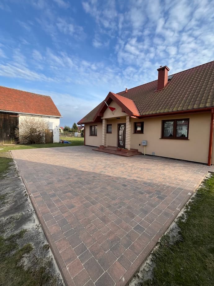 Czyszczenie kostki brukowej 11 po realizacji