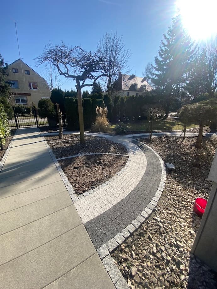 Czyszczenie kostki brukowej 12 po realizacji