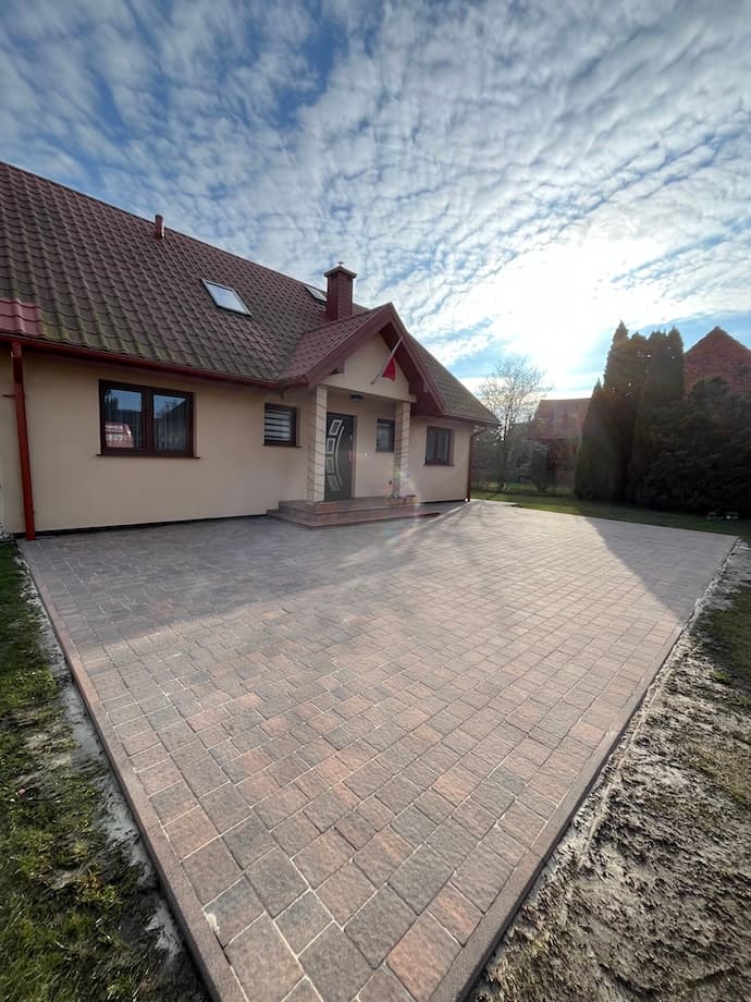 Czyszczenie kostki brukowej 1 po realizacji