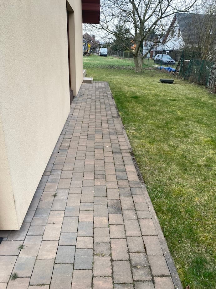 Czyszczenie kostki brukowej 2 przed realizacją