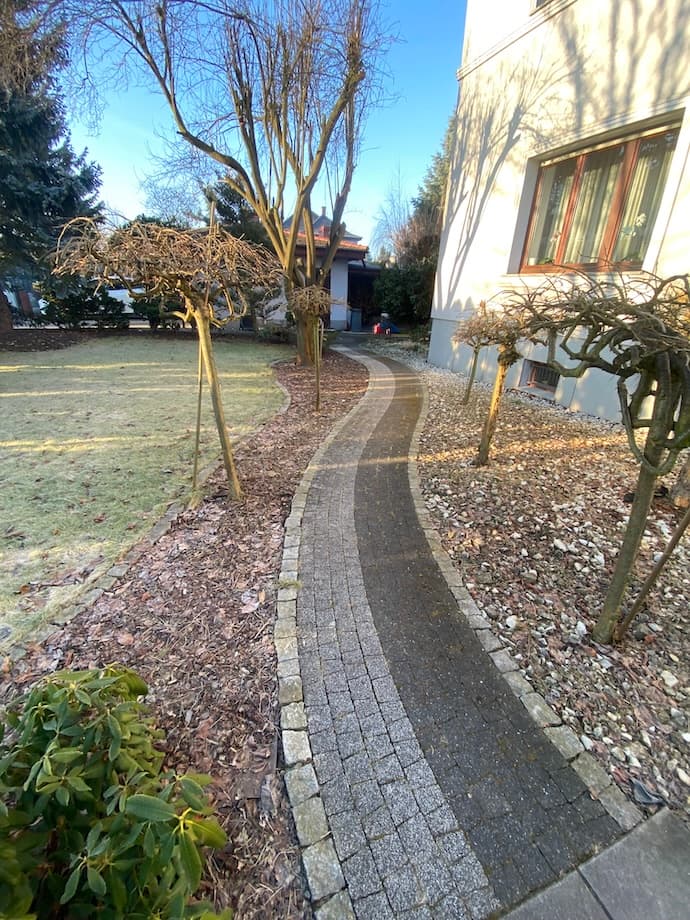 Czyszczenie kostki brukowej 3 przed realizacją